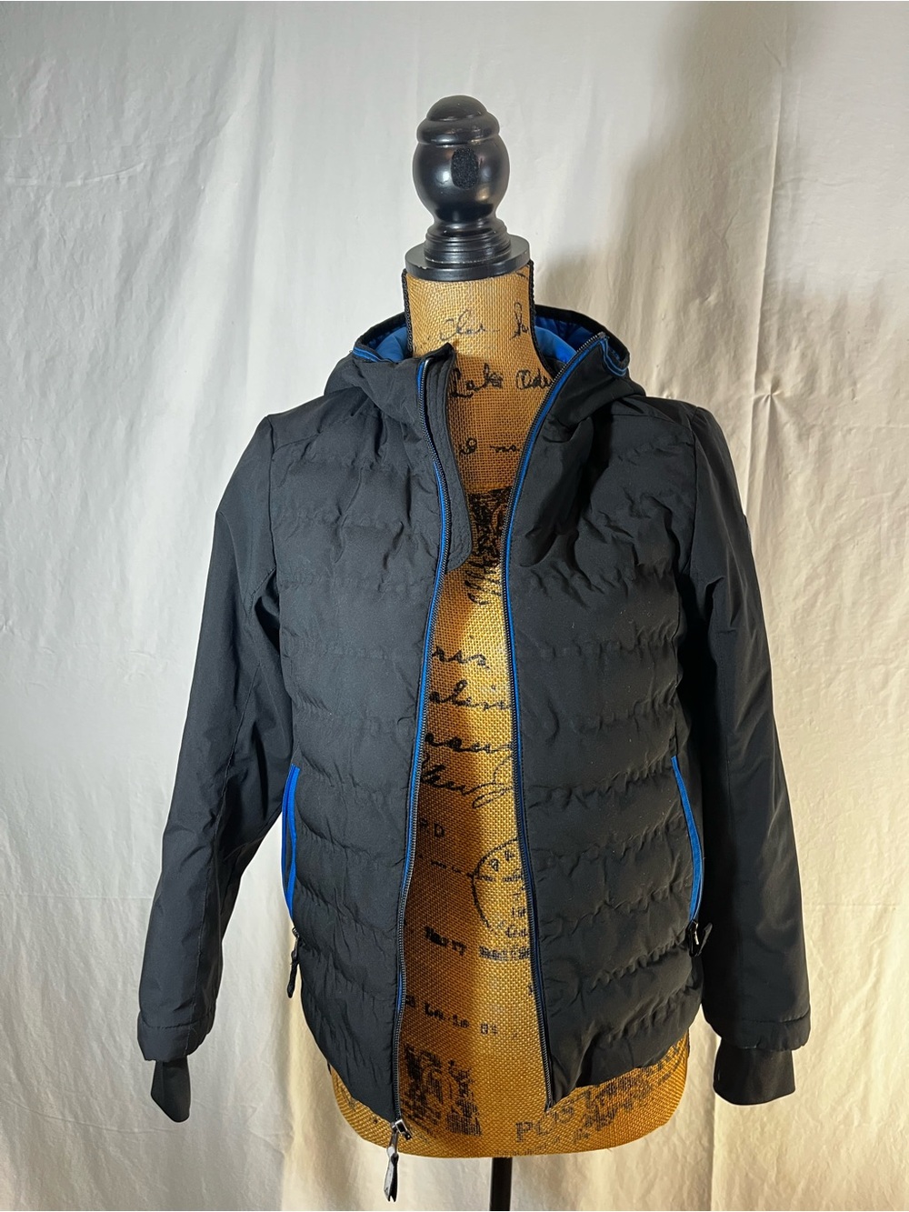 Gerry Outdoors Black Puffer Hooded Jacket with Blue Zippers and Inner Cuffs